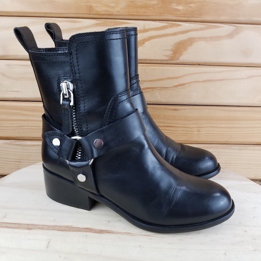 Marc Fisher Black Leather Side Zip Heeled Ankle Boot Booties Moto Biker Women's